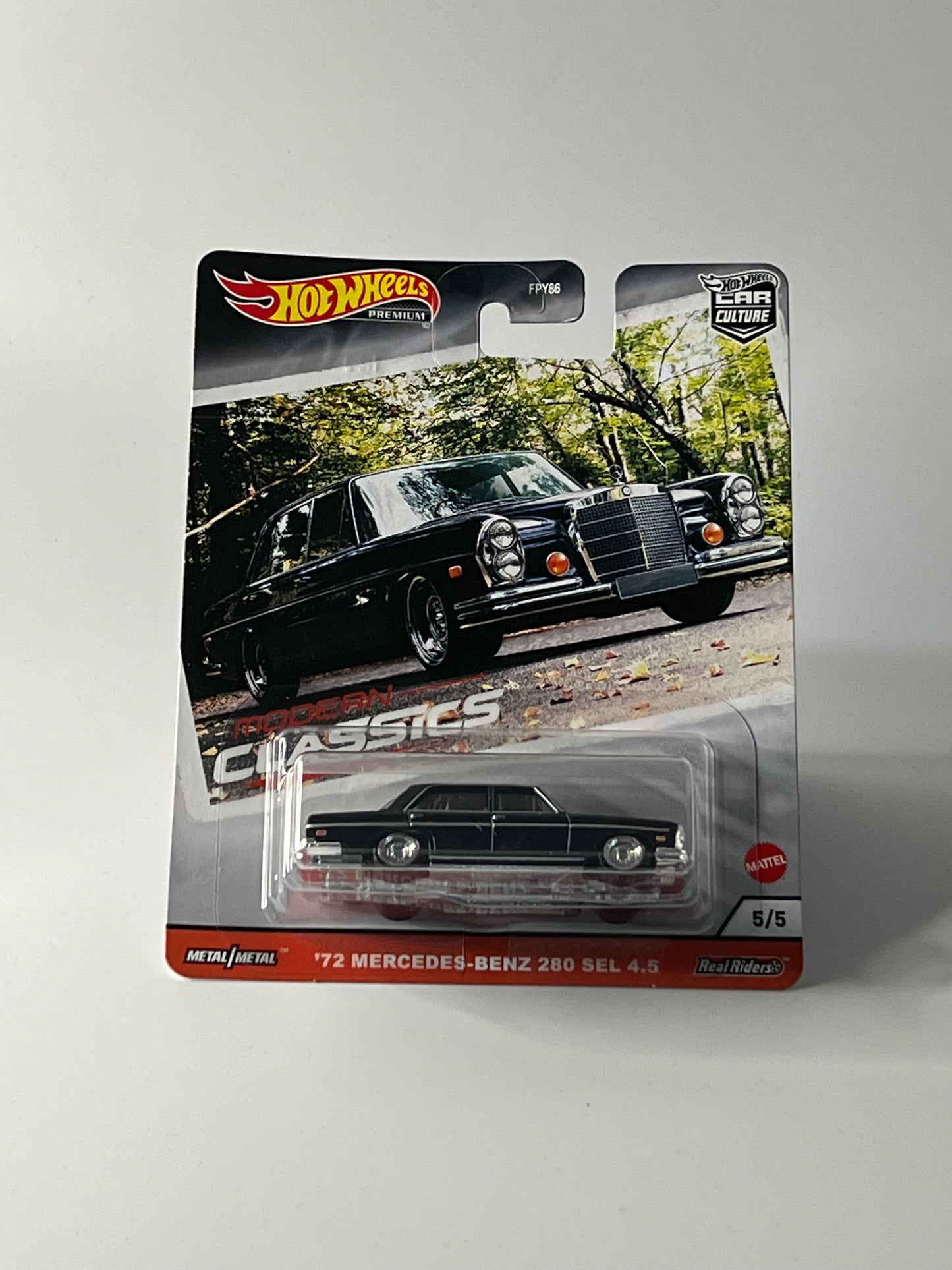 Hotwheels Modern classic *72 MERCEDES-BENZ 280 SEL 4.5