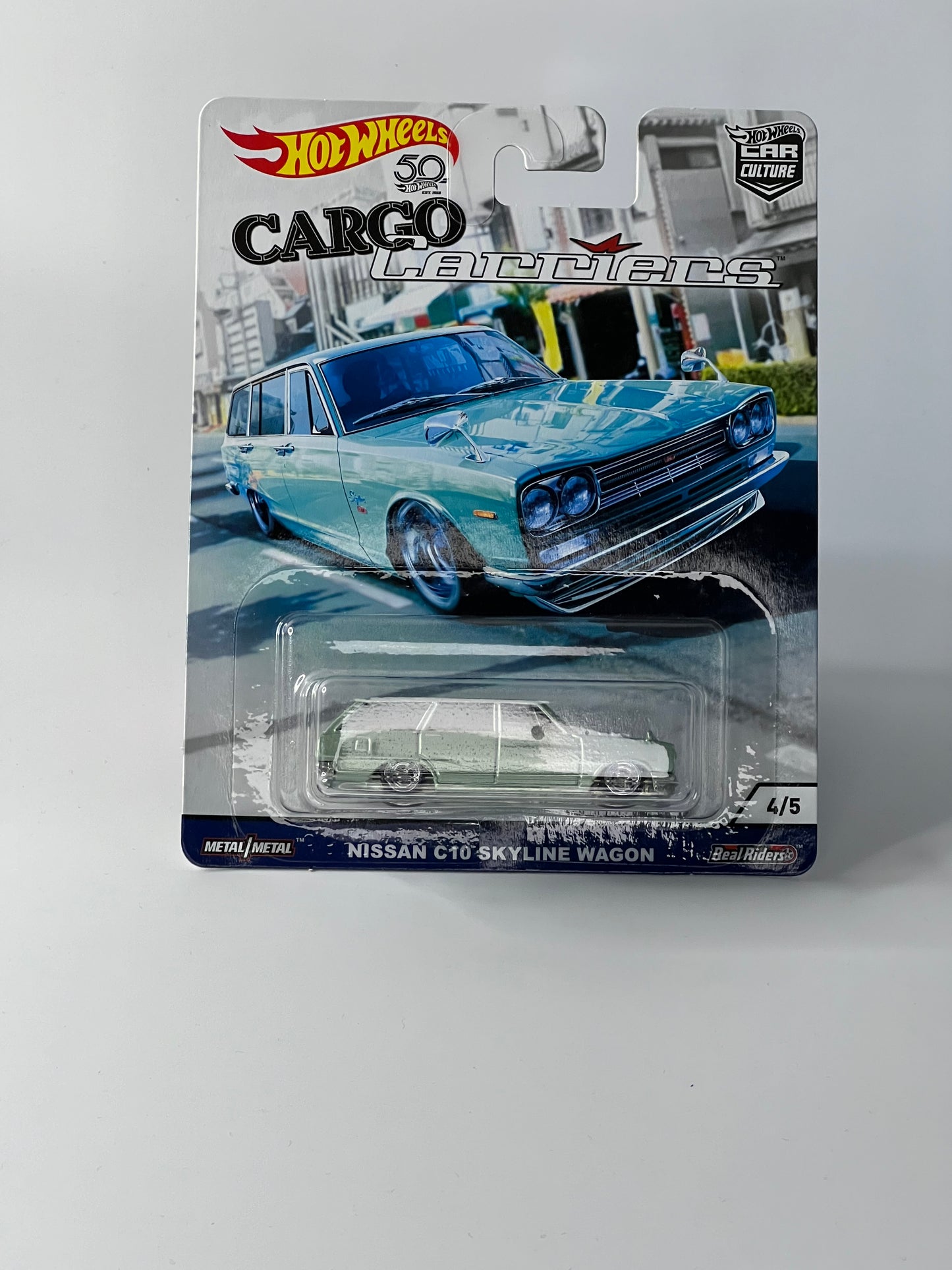 Hot Wheels 2018 Cargo Carriers Nissan C10 Skyline Wagon