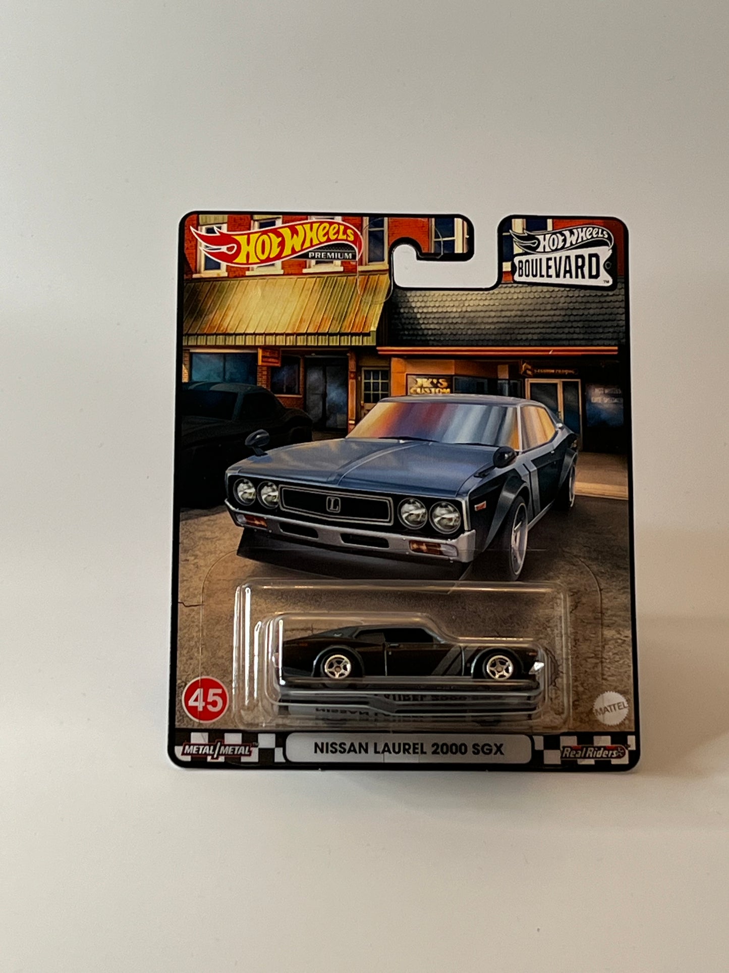 Hot Wheels Premuim Boulevard #45 Nissan Laurel 2000 SGX