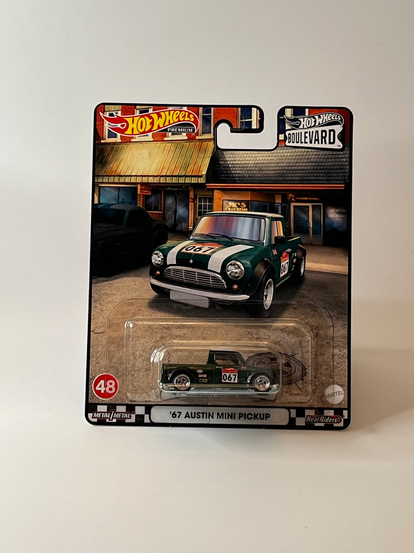 Hot Wheels Boulevard #48 '67 Austin Mini PickUp
