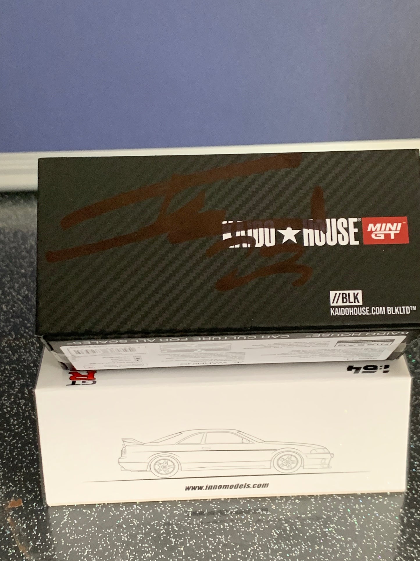 Mini gt x kaido house Nissan skyline r34 BLKDLTD