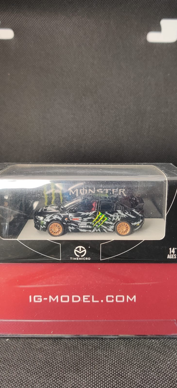 Time micro Mitsubishi evo hoonigan ken block  with figure