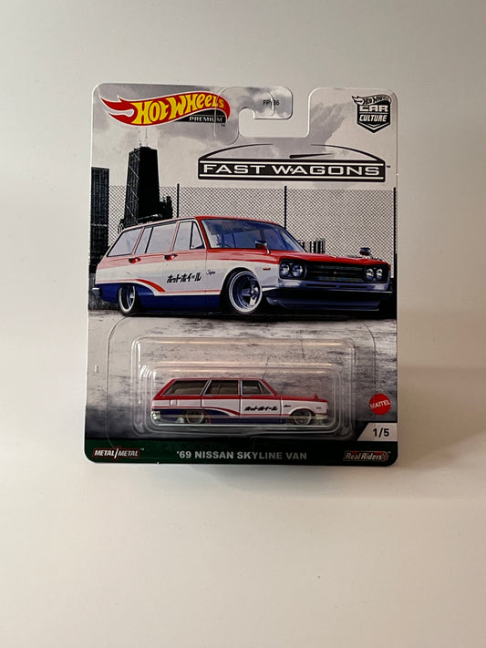 Hotwheels fast wagons Nissan skyline van