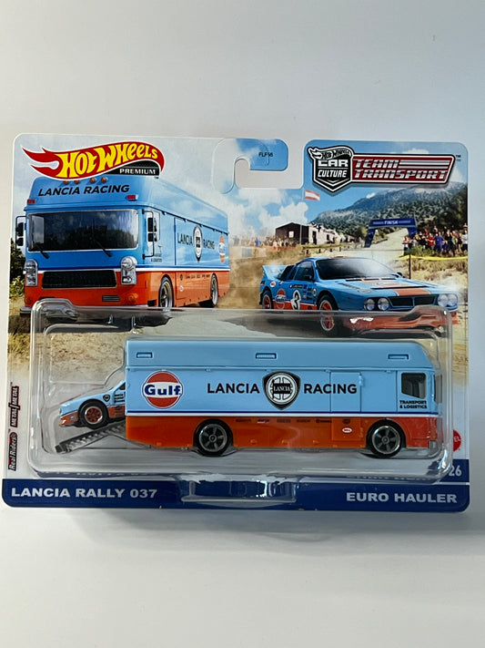 Hot Wheels Team Transport #26 Lancia Rally 037 gulf