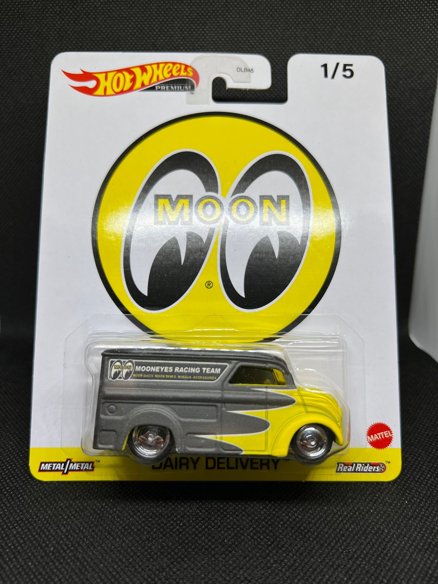 HOT WHEELS 2023 POP CULTURE SPEED GRAPHICS MOONEYES DAIRY DELIVERY